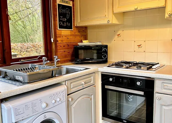 Wigeon Secluded Rustic Chalet York