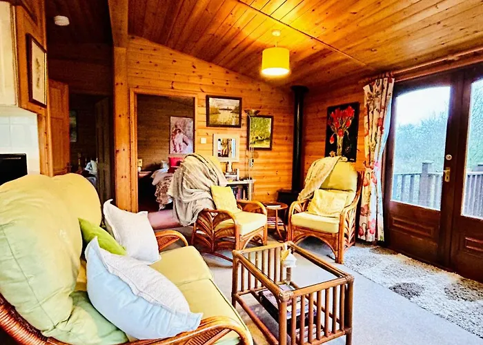 Wigeon Secluded Rustic